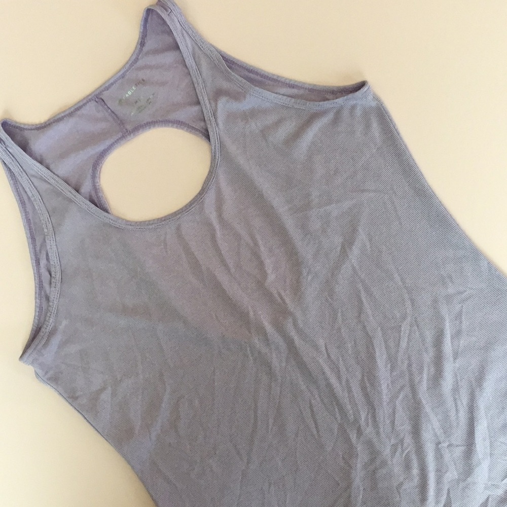 Fabletics key hole tank.